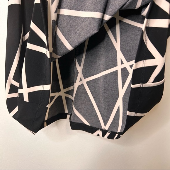 Tommy Hilfiger “Cats Cradle” Jersey Shift Dress - Size 2 - Picture 4 of 9